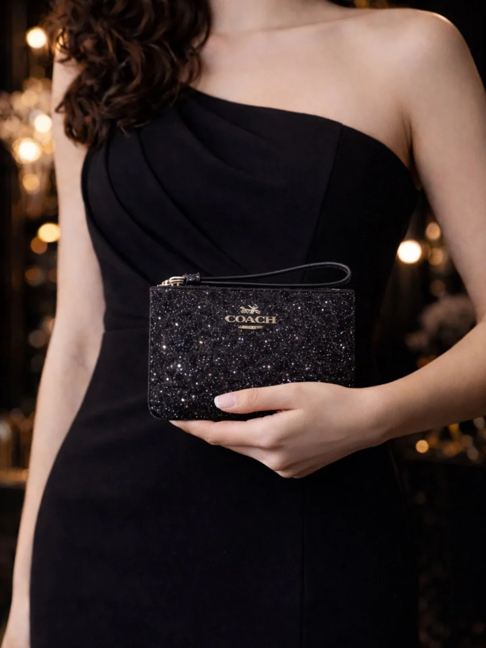 Coach Black Glitter Star Print Wristlet NWT - Picture 5 of 6